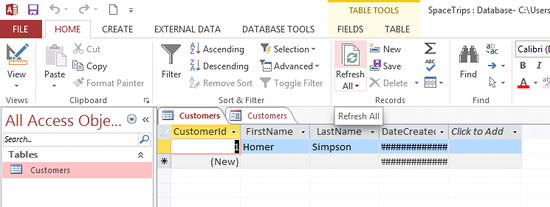MS Access 2013: Create a form - step 4